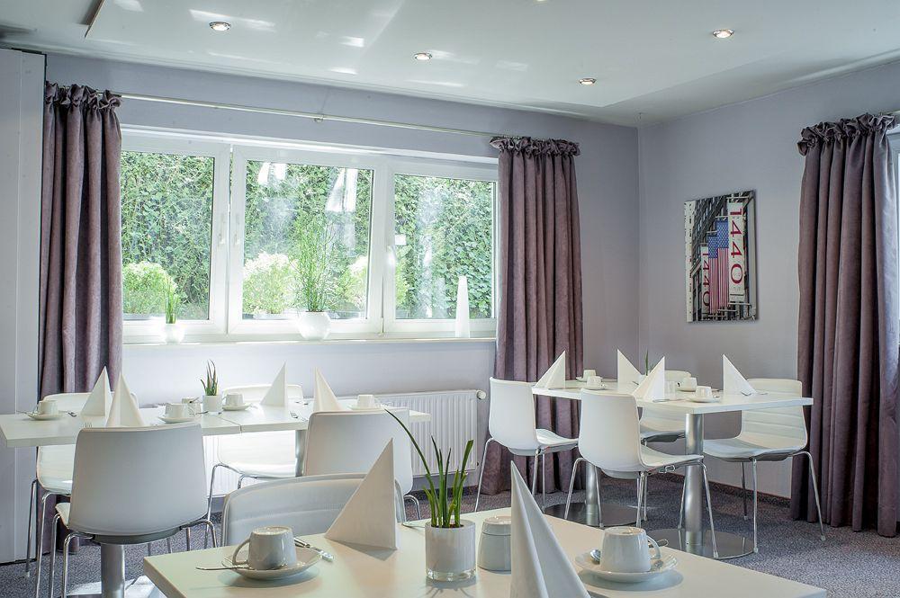 Airport Hotel By The New Yorker Cologne Extérieur photo