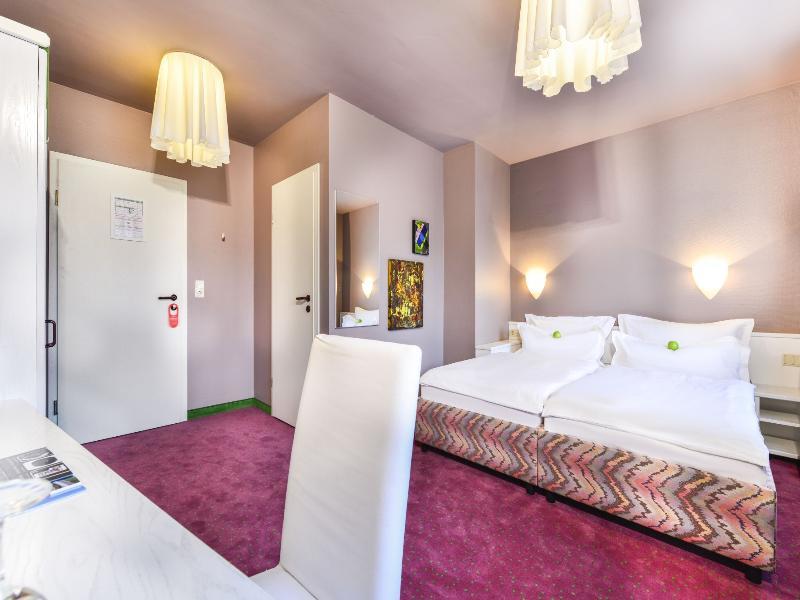 Airport Hotel By The New Yorker Cologne Extérieur photo